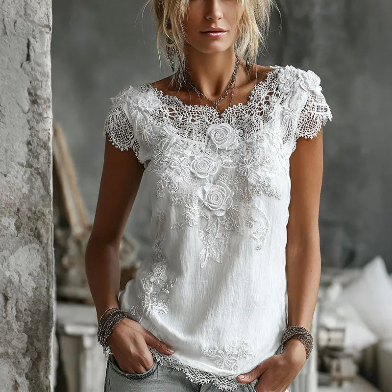Women's Vintage Rose Floral Art Short Sleeve Casual T-shirt